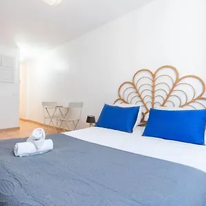 Apartment Le Petit Panier Studio De Charme, Marseilles